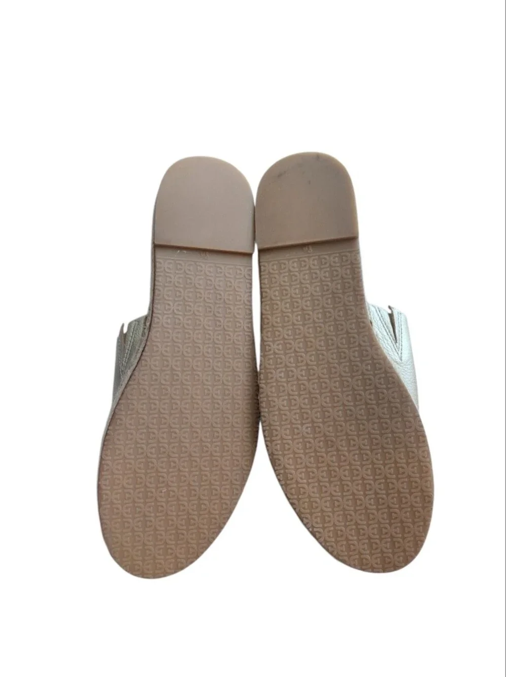 Sam Edelman Gold Scalloped Leather Slide Sandals Size 8.5
